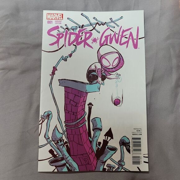 Spider-Gwen #1 Variant edition Marvel comic - first issue April 2015 good cond - Picture 2 of 13